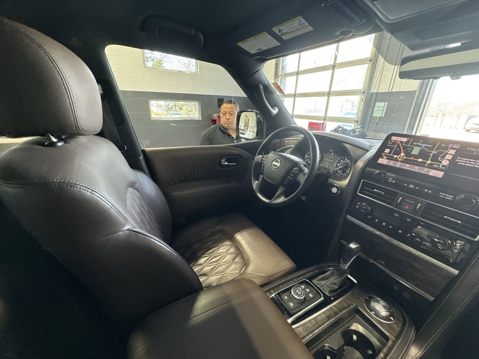 Used 2023 Nissan Armada Platinum w/ Captain's Chairs Package image 8