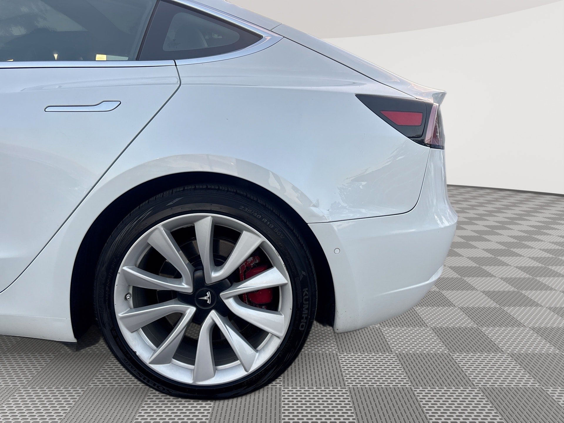 Used 2020 Tesla Model 3 Standard Range Plus RWD image 29