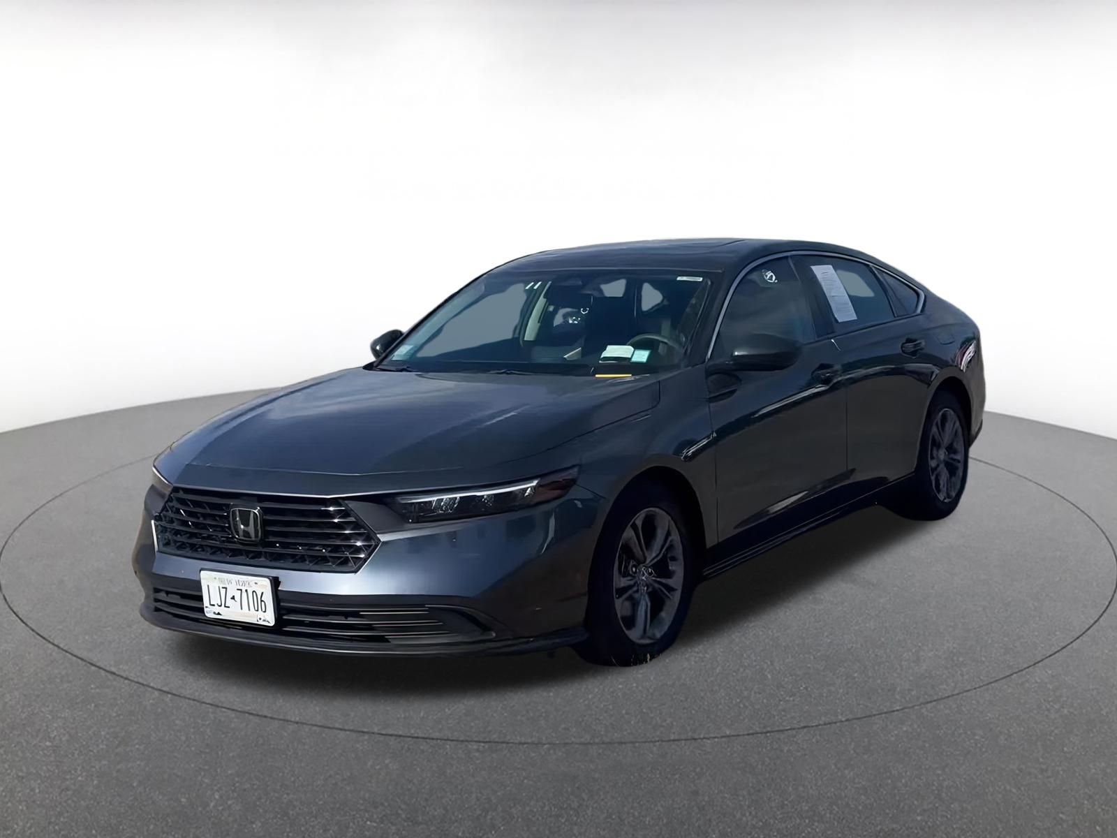 Used 2024 Honda Accord EX image 7