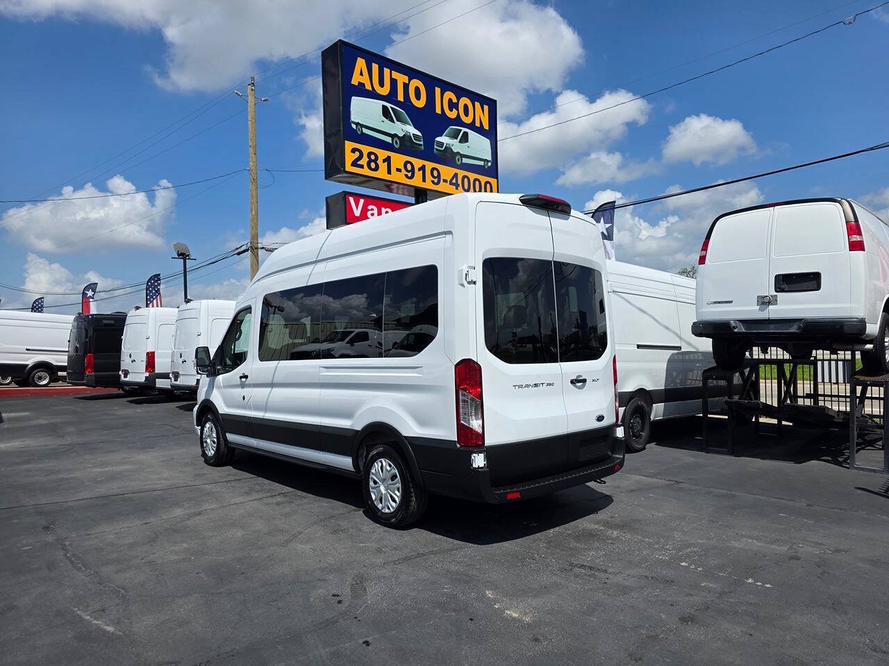 Used 2025 Ford Transit 350 XLT RWD image 32