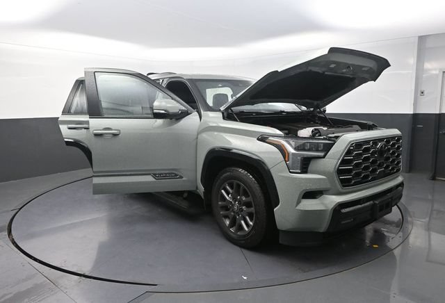 Used 2026 Toyota Sequoia Platinum AWD/4WD image 39