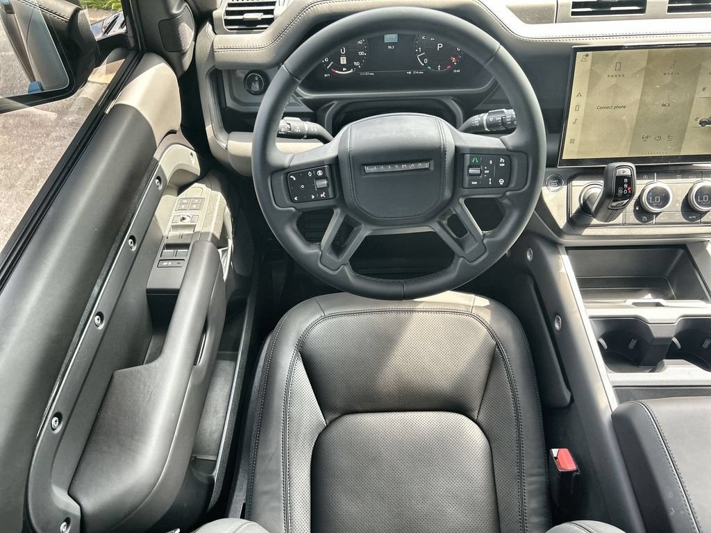 New 2026 Land Rover Defender 110 X AWD/4WD image 13