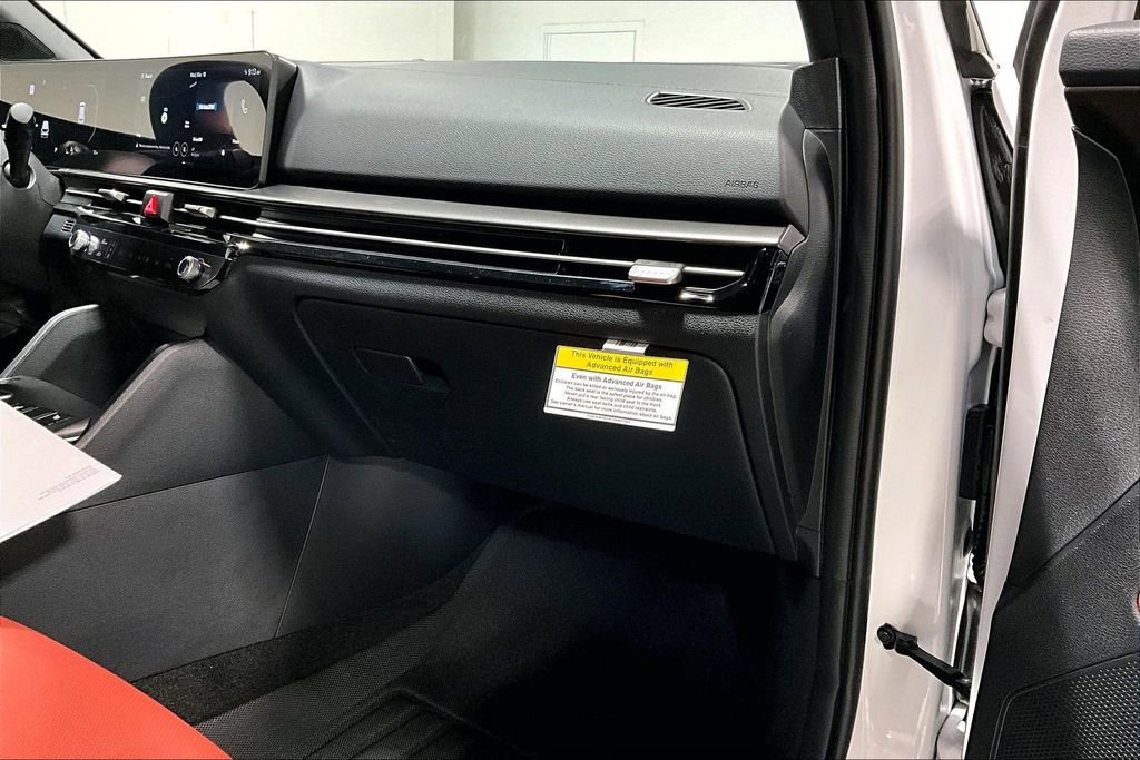 New 2026 Kia Sportage SX image 10