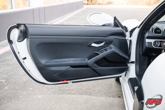 Used 2020 Porsche 718 Cayman GT4 RWD image 70