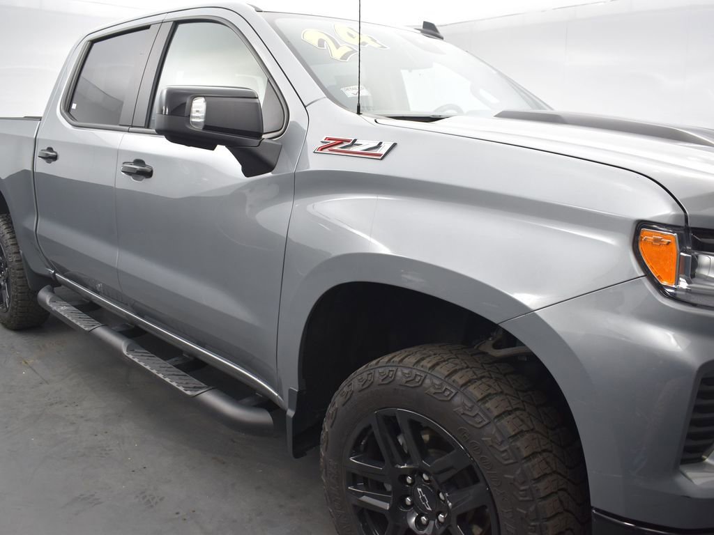 Used 2024 Chevrolet Silverado 1500 LT Trail Boss w/ Convenience Package II AWD/4WD image 33