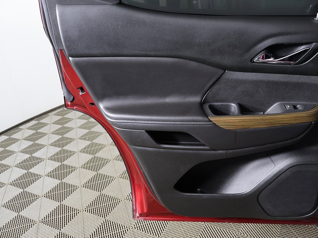 Used 2017 GMC Acadia SLE w/ Driver Alert Package I image 23