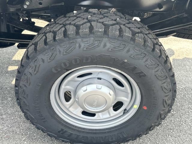New 2026 Ford F350 XL w/ XL Off-Road Package image 17