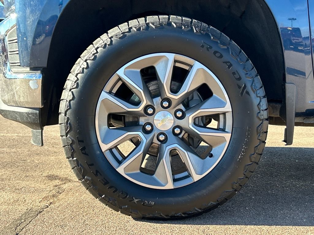 Used 2020 Chevrolet Silverado 1500 LT w/ Texas Edition image 28