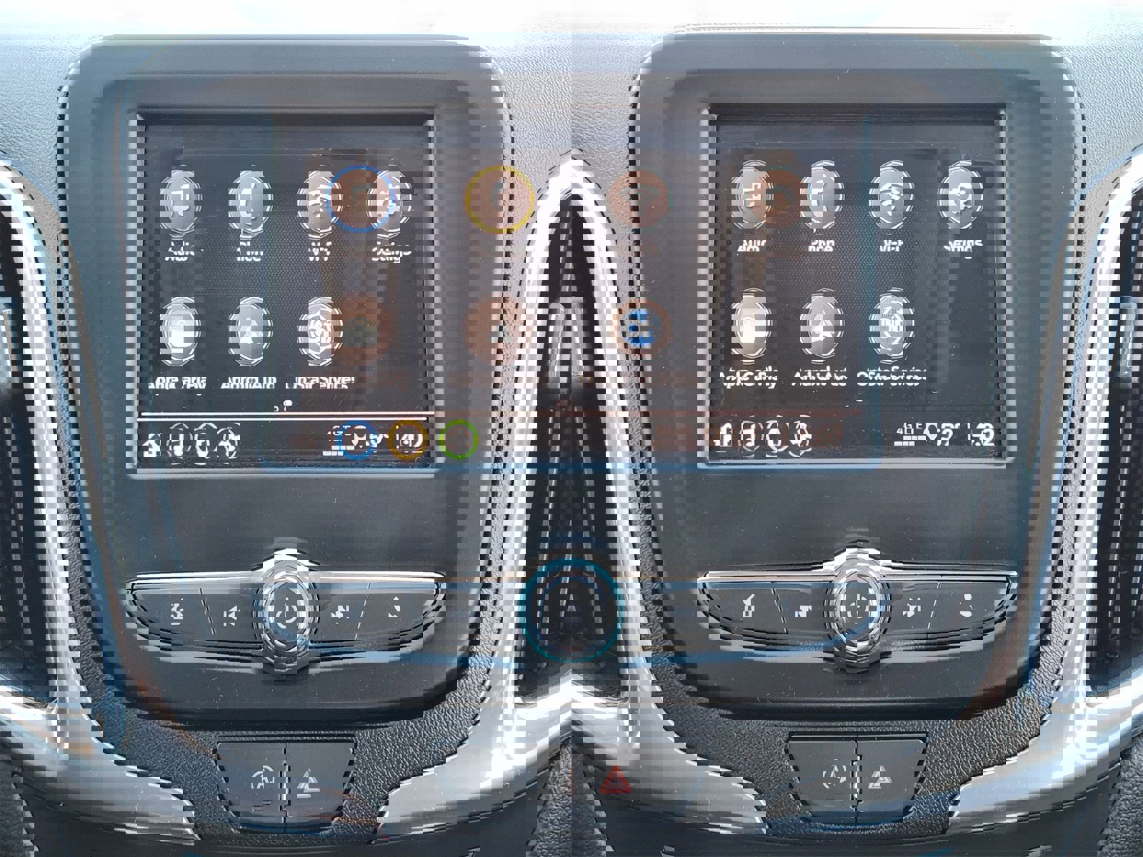 Used 2023 Chevrolet Equinox LT image 17