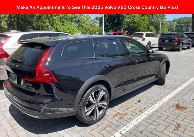Certified 2025 Volvo V60 B5 Cross Country Plus AWD/4WD image 2