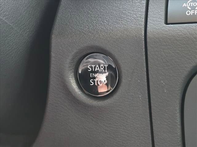 New 2026 Nissan Frontier SV w/ All-Weather Content Package image 15