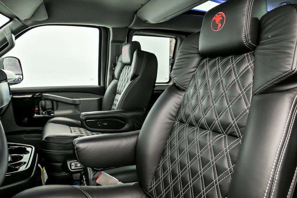 New 2026 GMC Savana 2500 Work Van w/ Driver Convenience Package image 12