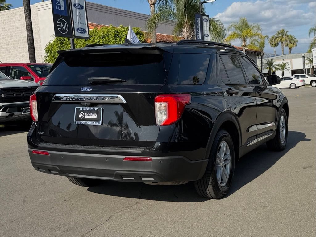 Certified 2022 Ford Explorer XLT RWD image 11