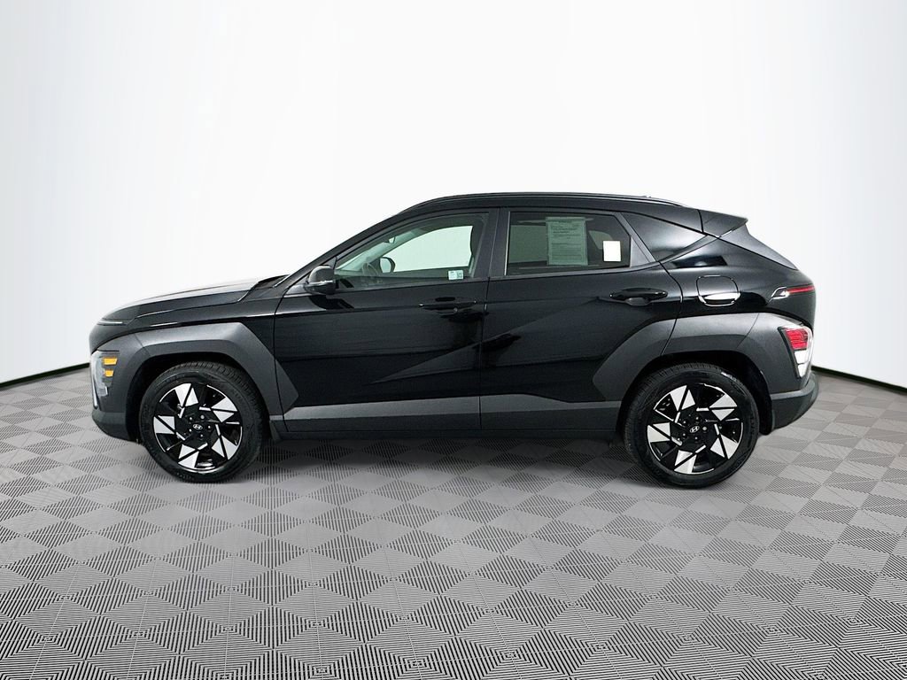 Certified 2025 Hyundai Kona SEL image 8