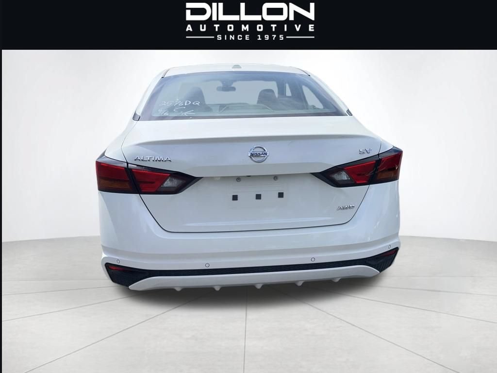 Used 2022 Nissan Altima 2.5 SV AWD/4WD image 9