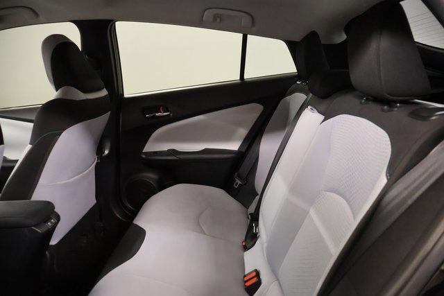 Certified 2021 Toyota Prius LE w/ Carpet Mat Package (TMS) AWD/4WD image 31
