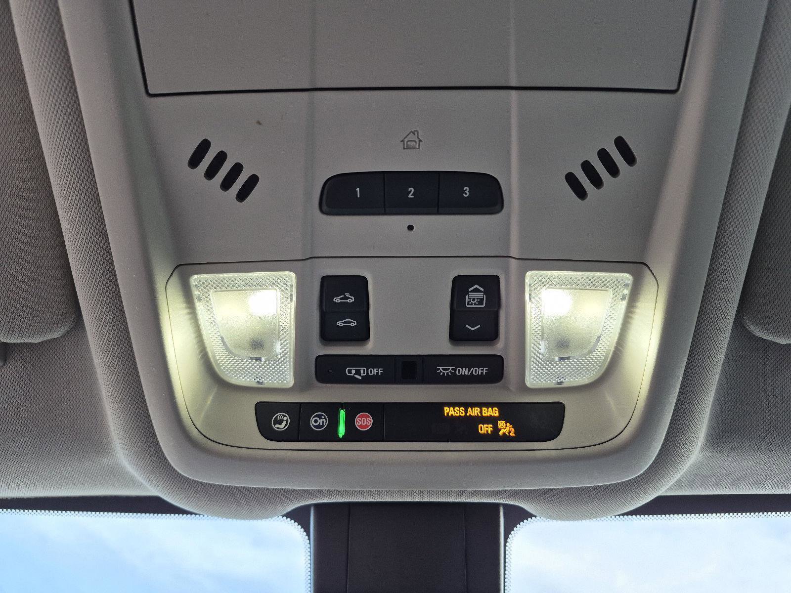 Used 2024 GMC Terrain Denali w/ Denali Premium Package image 19