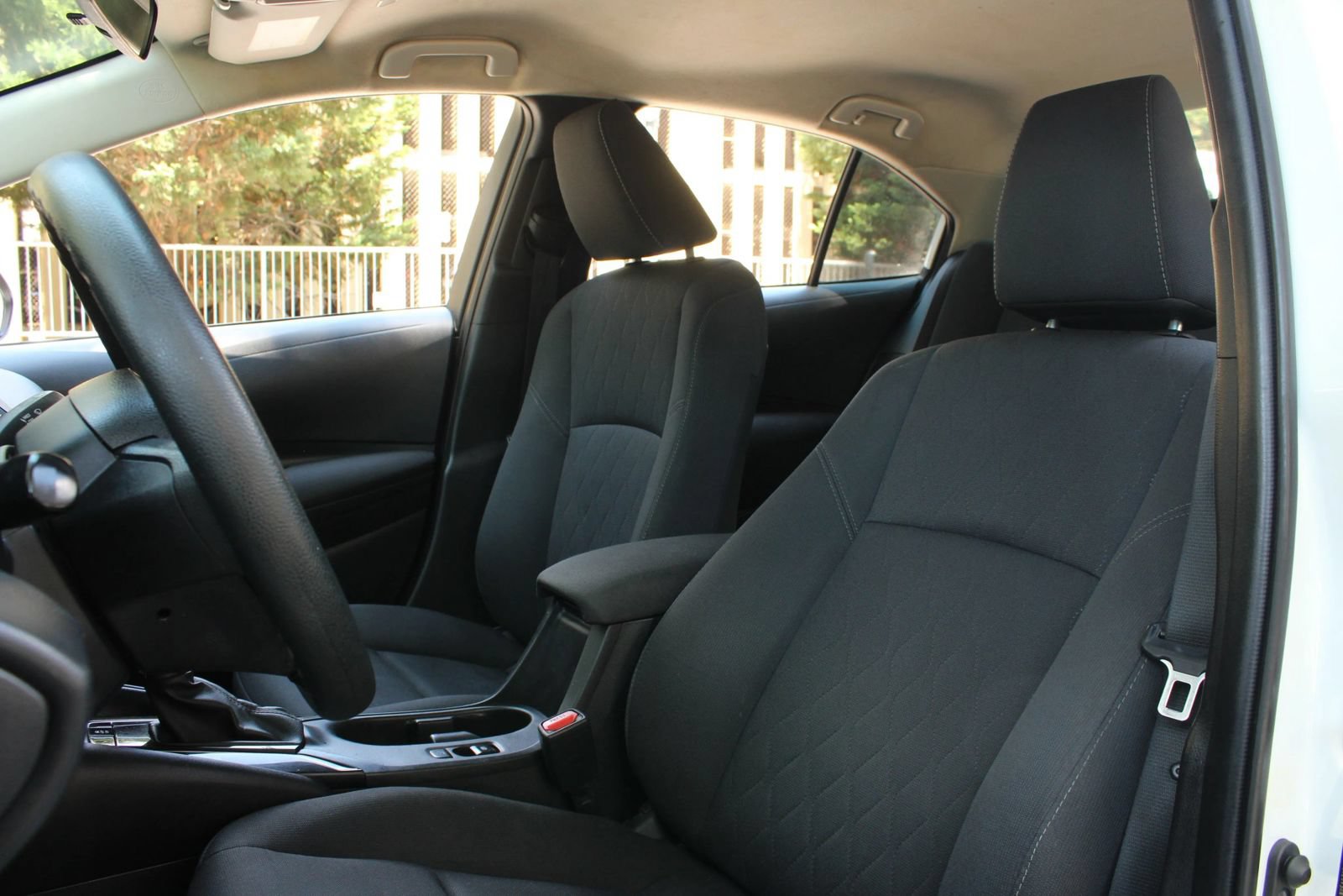 Used 2023 Toyota Corolla LE FWD image 16