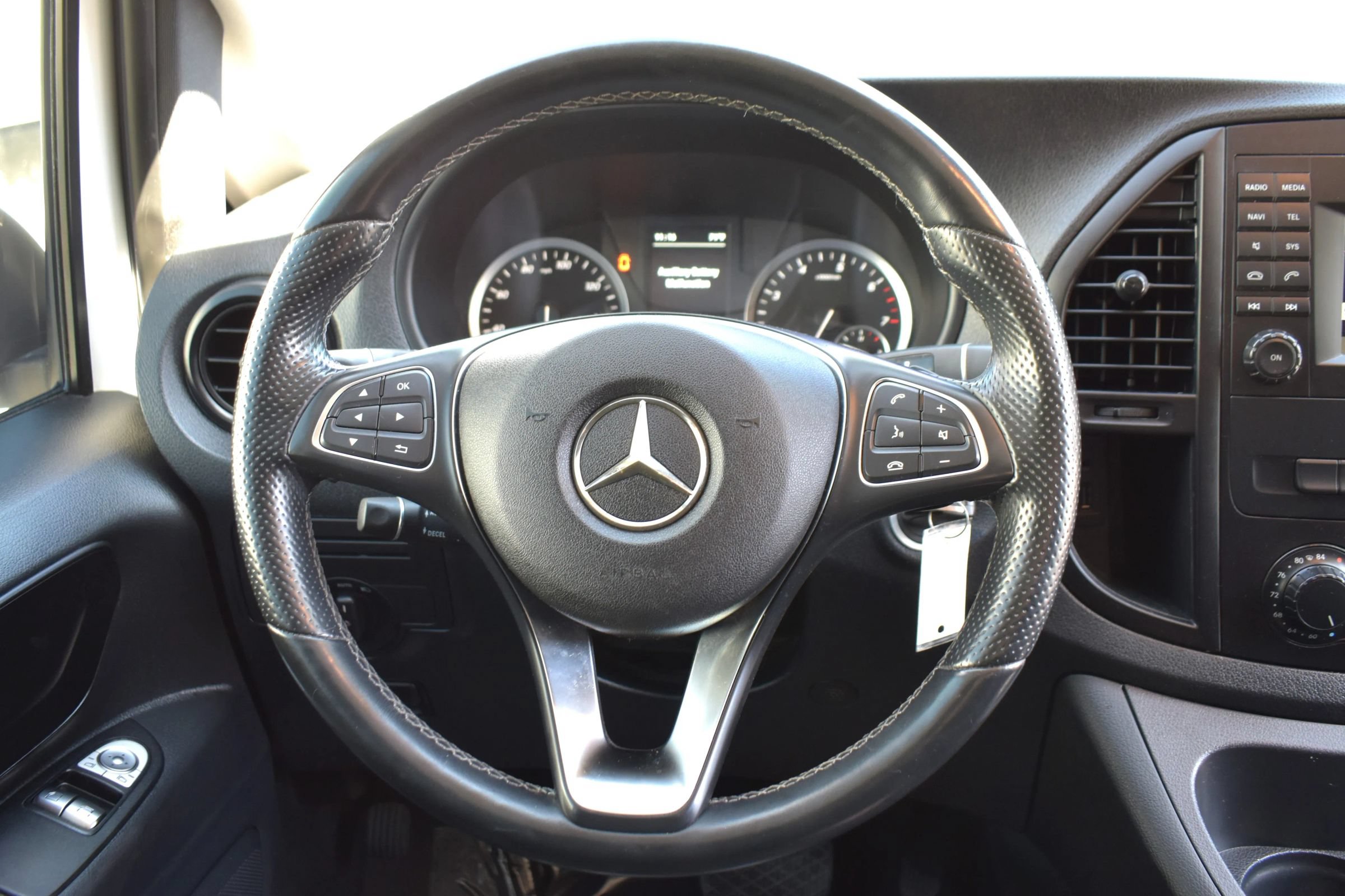 Used 2020 Mercedes-Benz Metris image 57