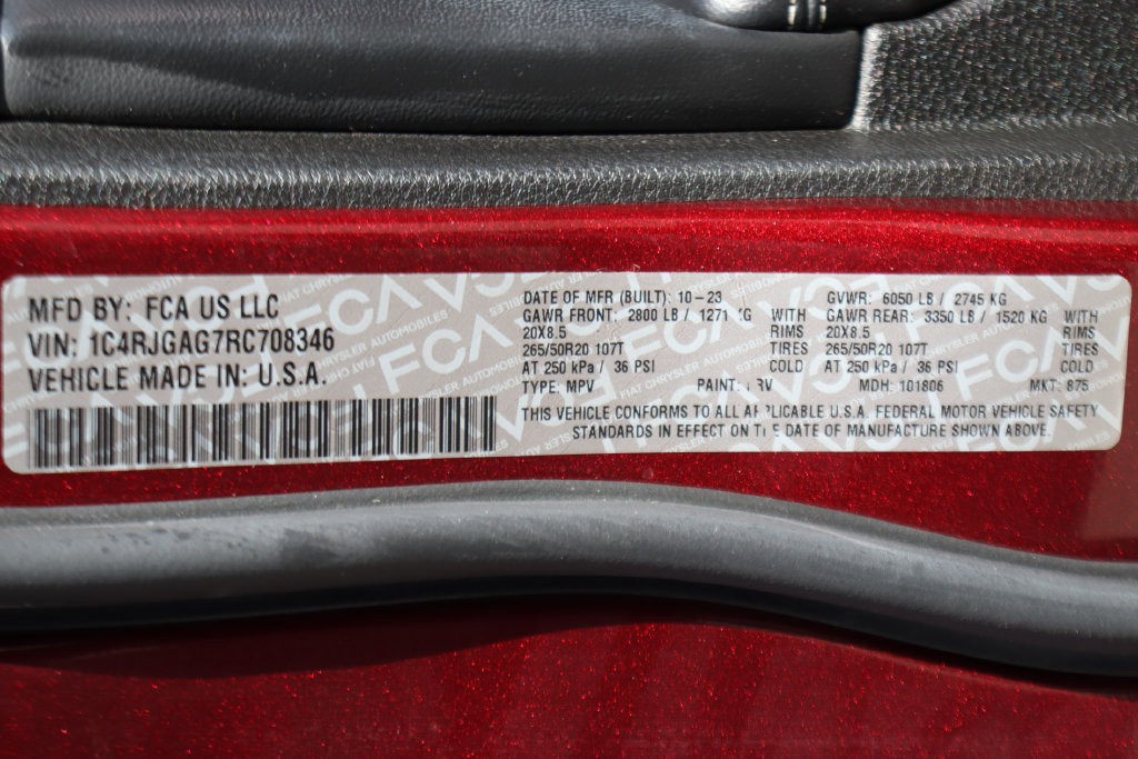 Used 2024 Jeep Grand Cherokee Altitude RWD image 50
