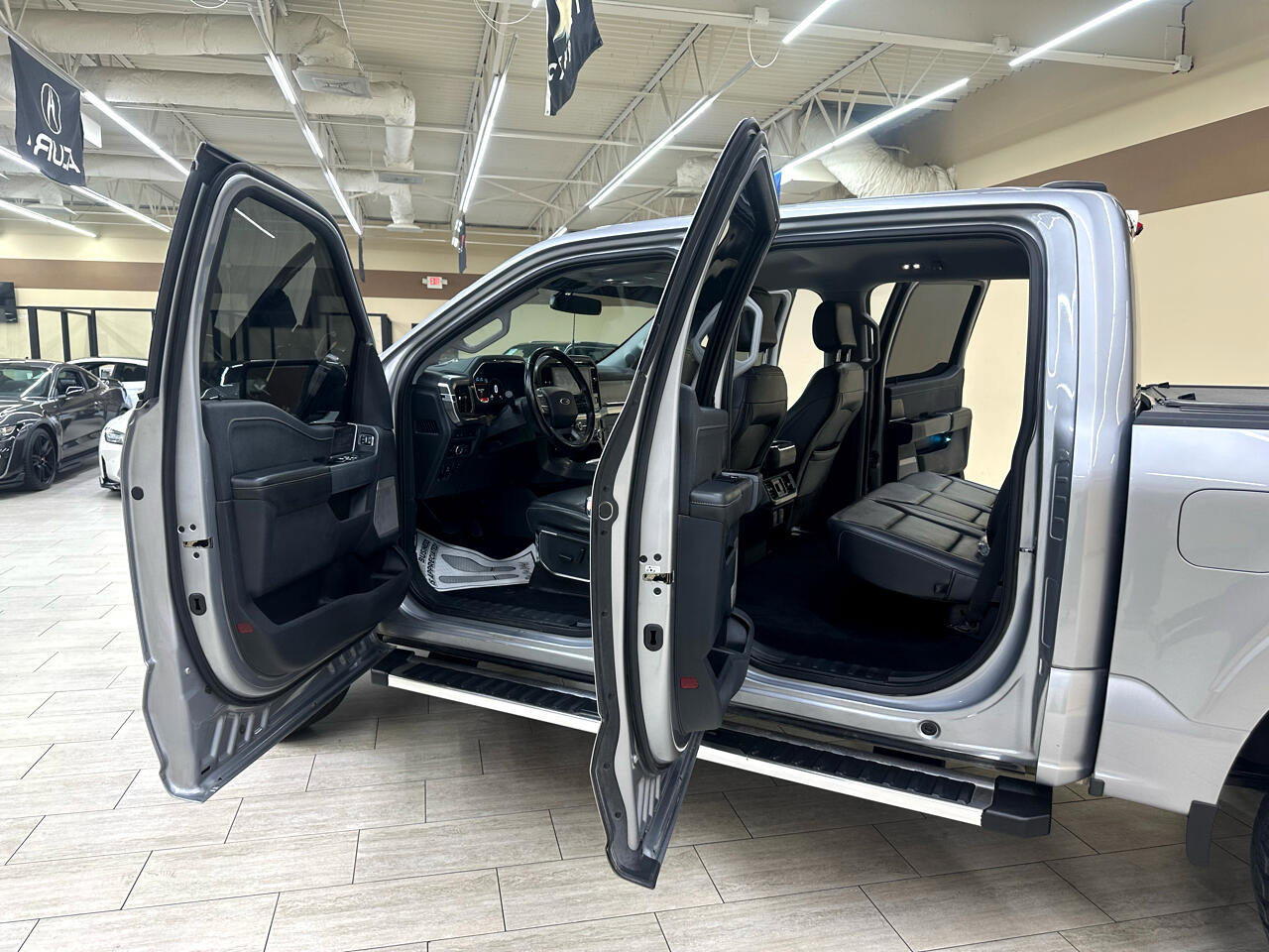 Used 2022 Ford F150 Lariat image 13