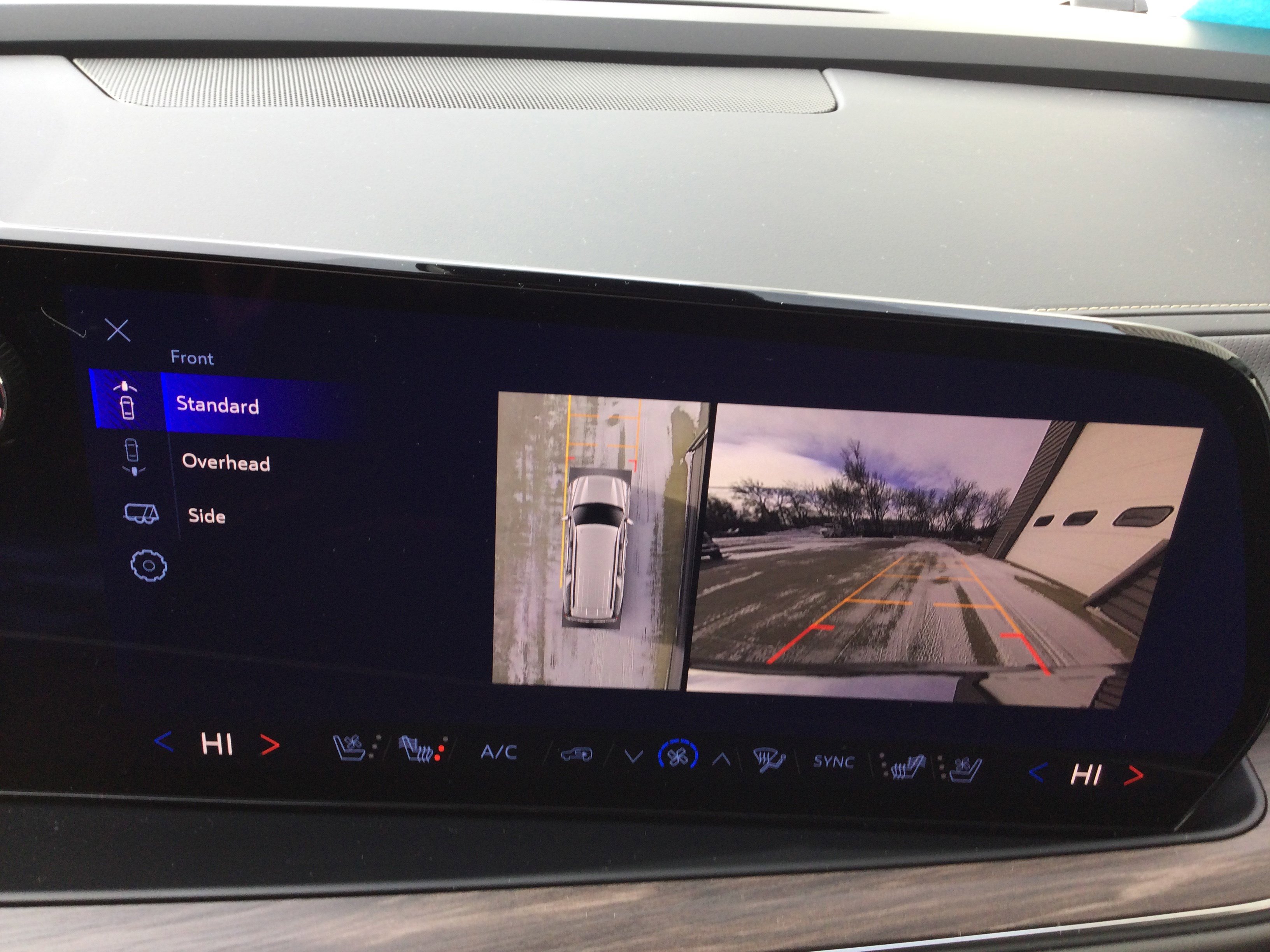 New 2026 Chevrolet Suburban Premier image 23