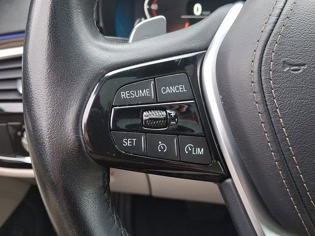 Used 2023 BMW 530i w/ Premium Package image 25