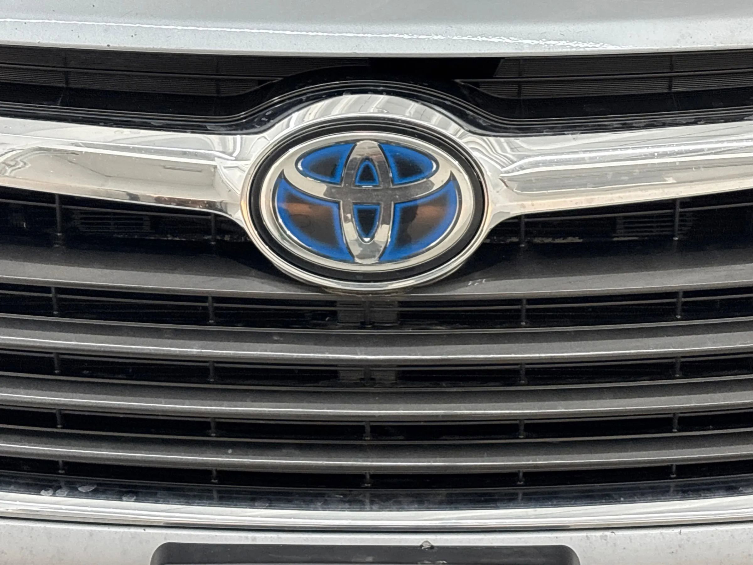 Used 2016 Toyota Highlander Limited image 36