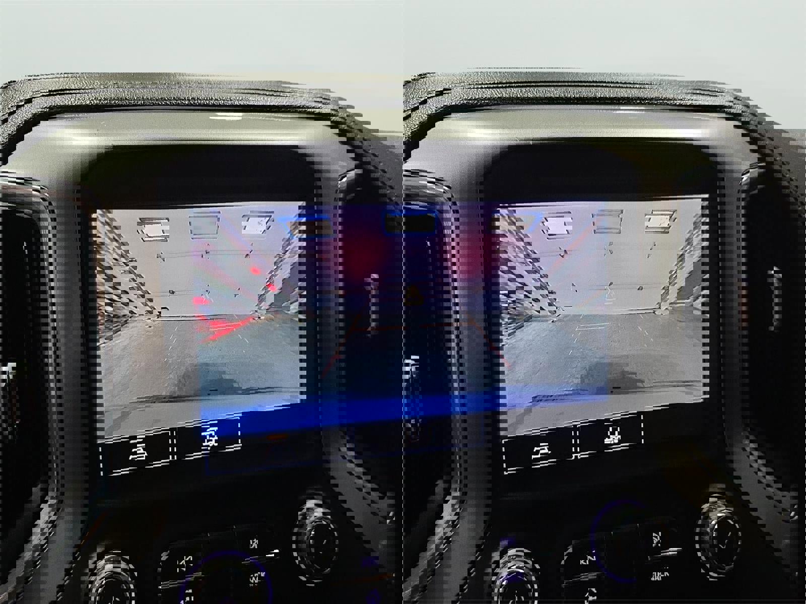 Used 2021 Chevrolet Silverado 1500 LT Trail Boss w/ Convenience Package II image 17