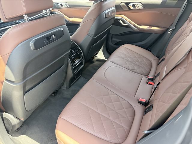 Used 2026 BMW X6 xDrive40i AWD/4WD image 17