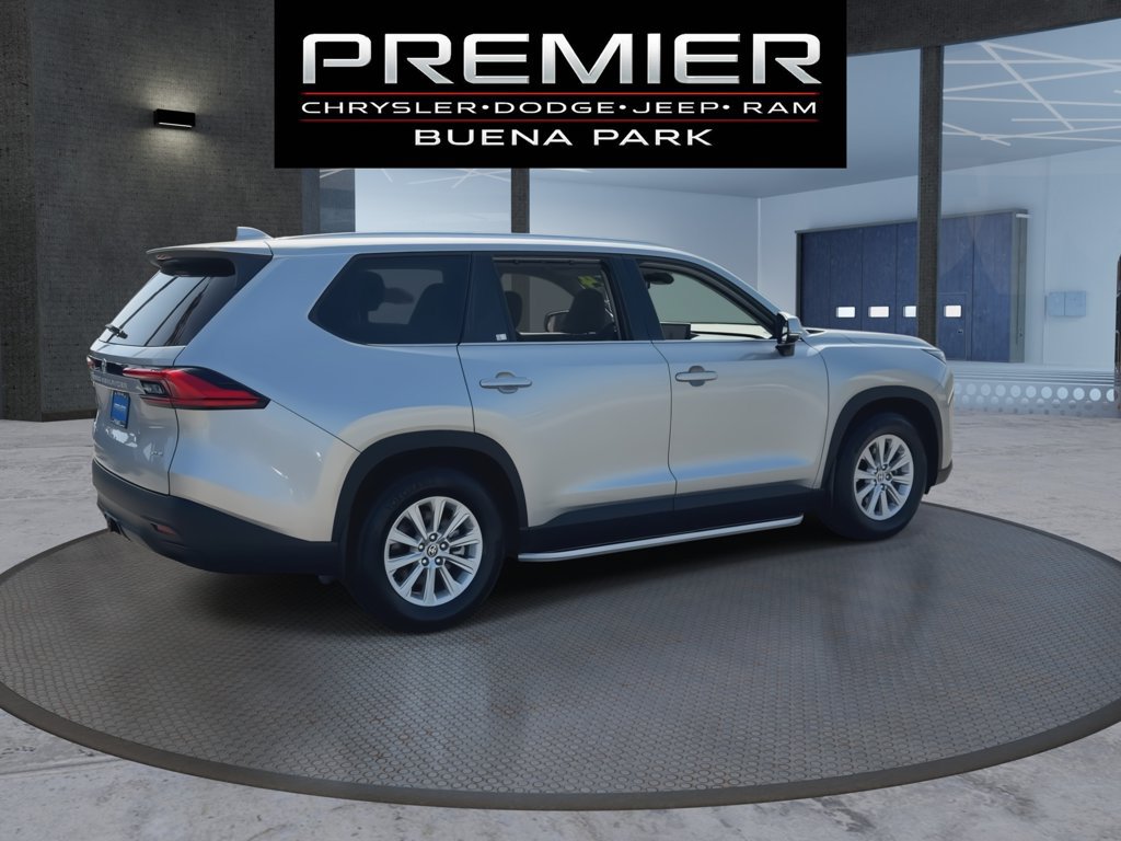 Used 2024 Toyota Grand Highlander AWD Hybrid image 8