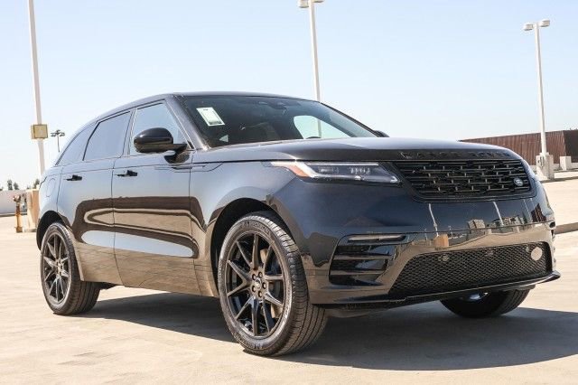 New 2026 Land Rover Range Rover Velar Dynamic SE image 3