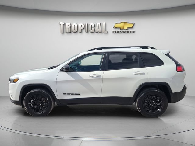Used 2023 Jeep Cherokee Altitude Lux AWD/4WD image 2