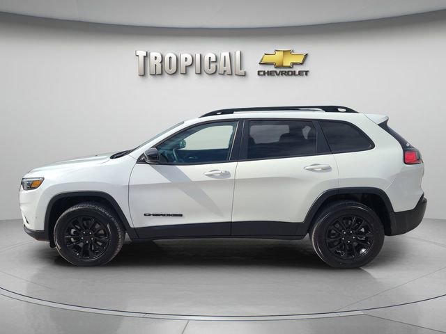 Used 2023 Jeep Cherokee Altitude Lux AWD/4WD image 2