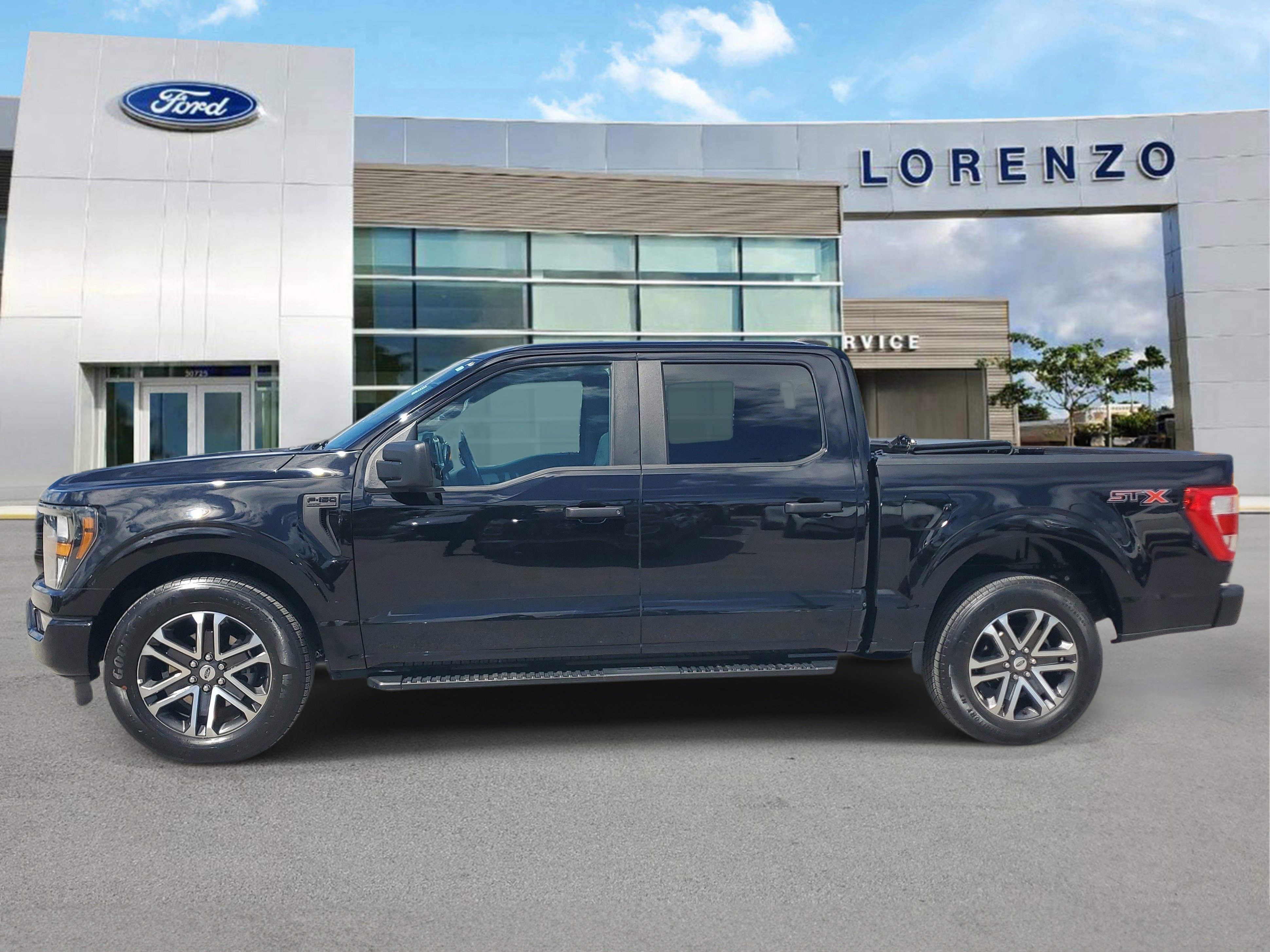 Used 2023 Ford F150 XL w/ STX Appearance Package image 8