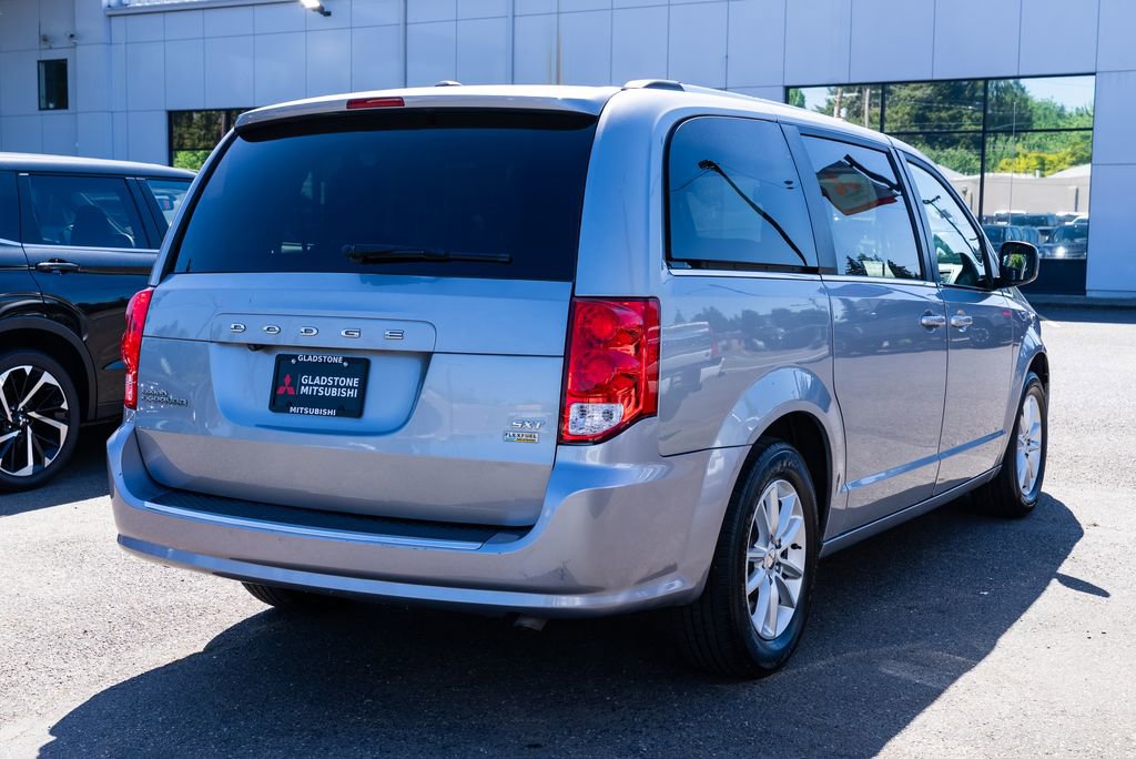Used 2019 Dodge Grand Caravan SXT FWD image 6