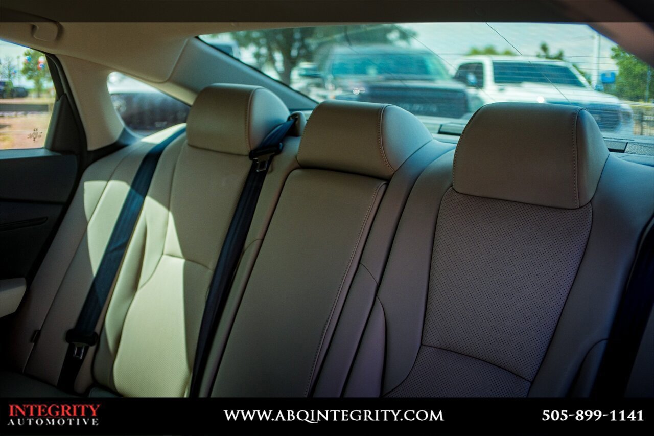 Used 2023 Honda Accord EX-L image 28