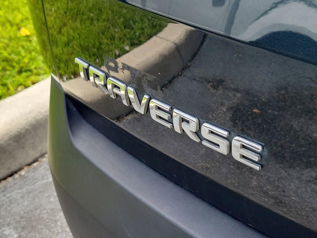 Used 2019 Chevrolet Traverse LT FWD image 7