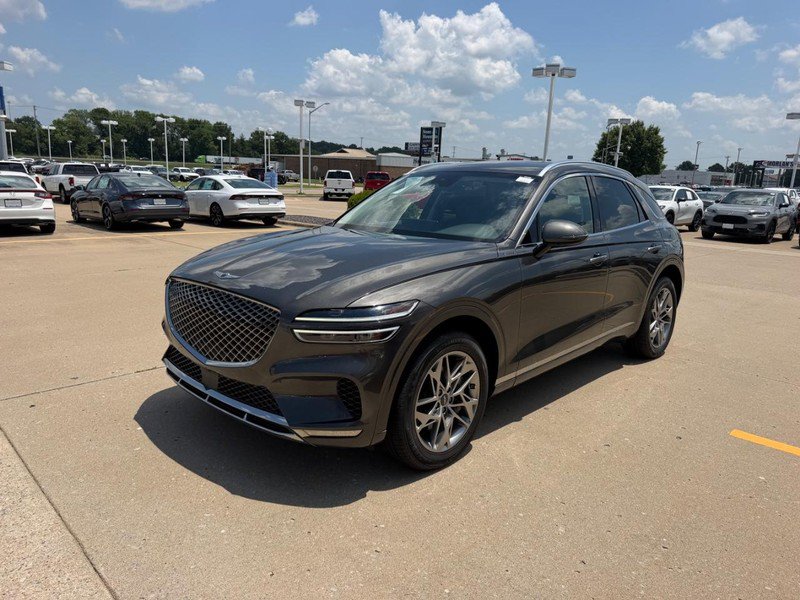 Used 2025 Genesis GV70 2.5T AWD/4WD image 7
