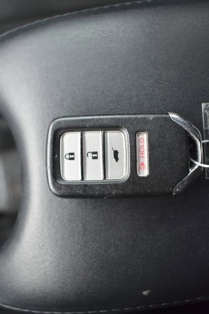 Used 2018 Honda HR-V EX image 31