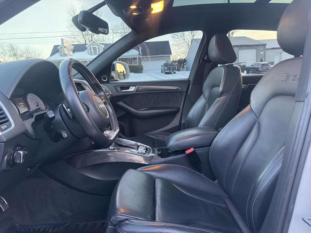 Used 2016 Audi SQ5 Premium Plus w/ Technology Package image 23