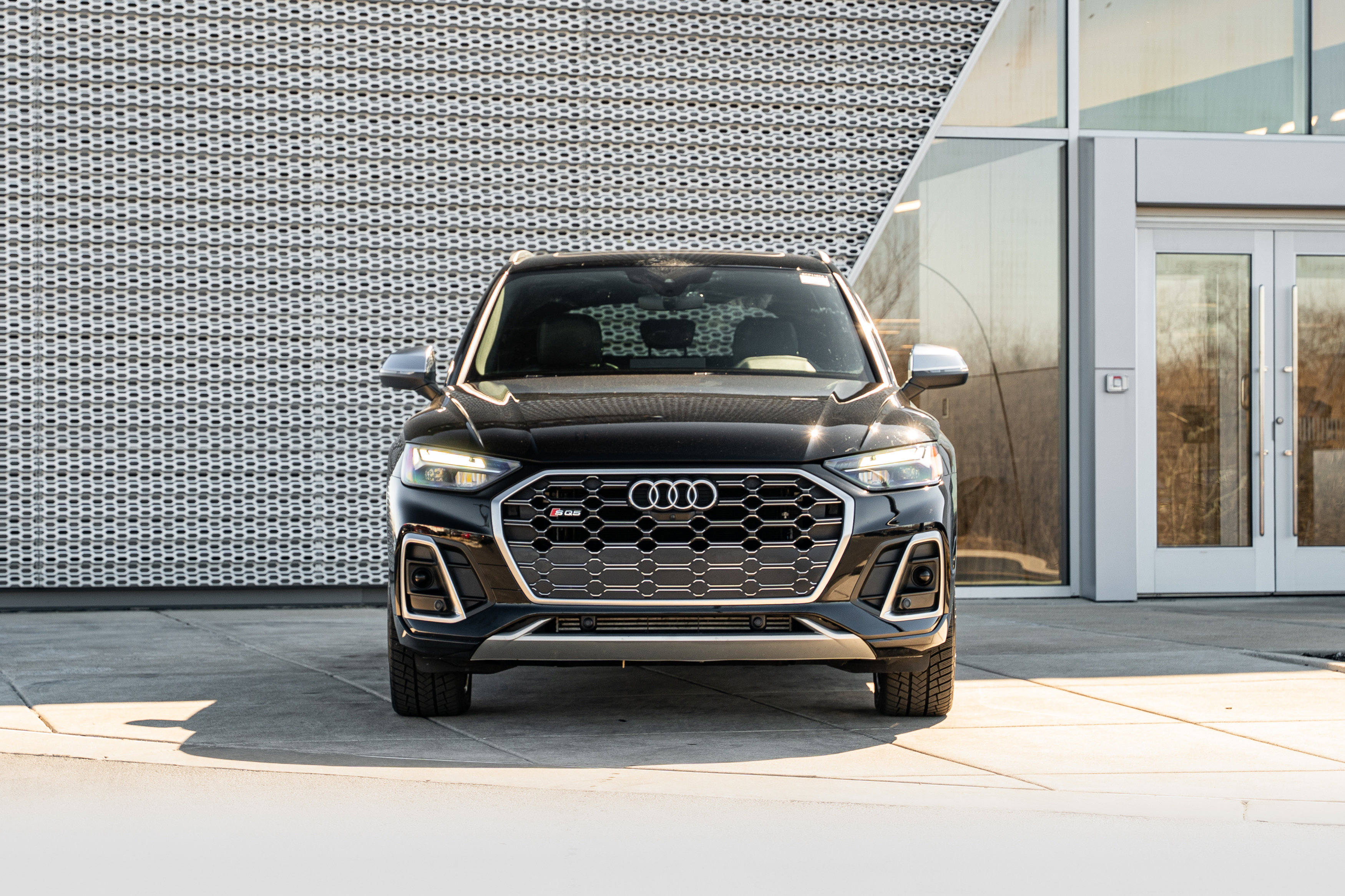 Certified 2023 Audi SQ5 Premium Plus w/ Premium Plus Package AWD/4WD image 38