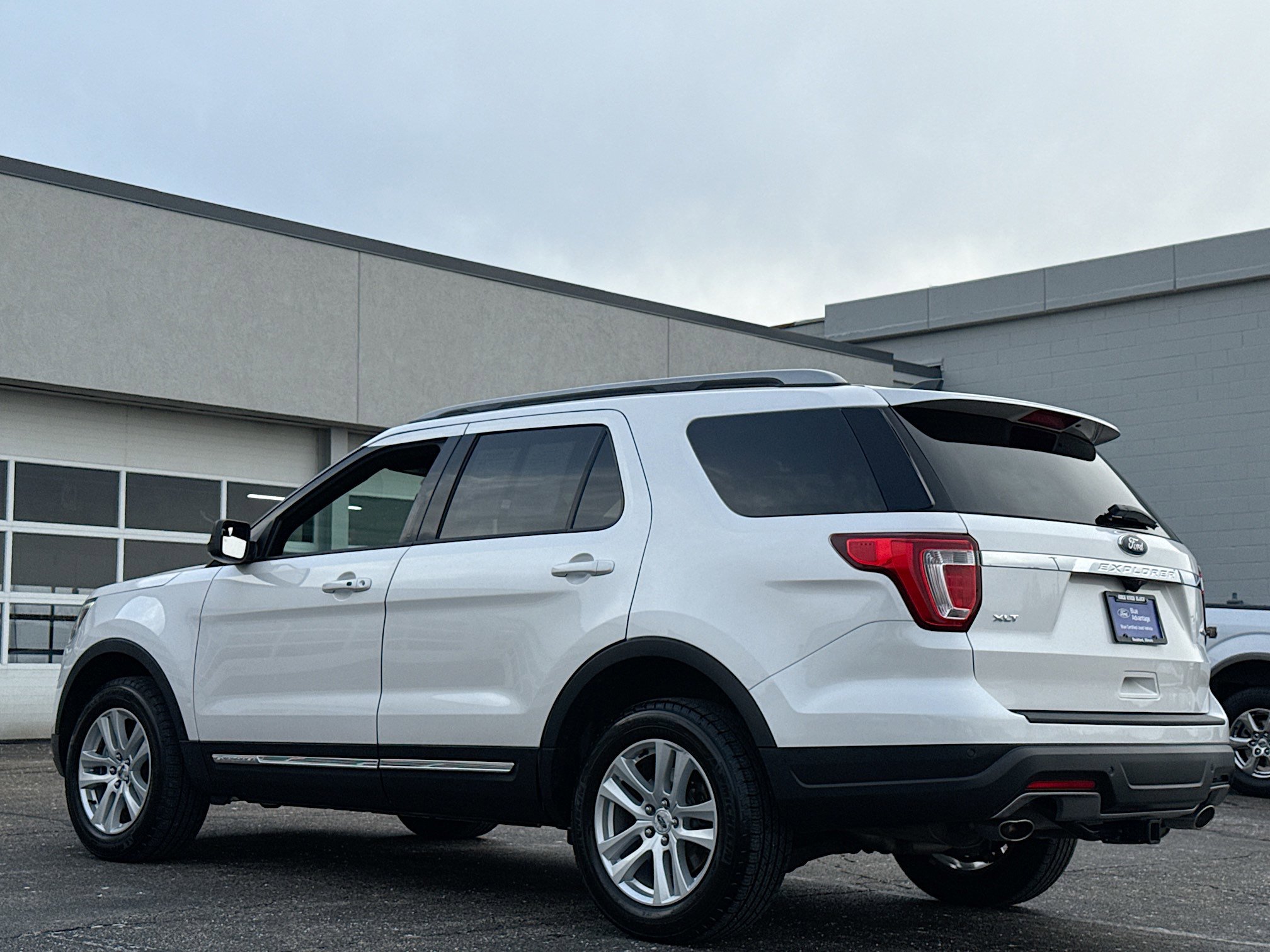 Certified 2018 Ford Explorer XLT image 13