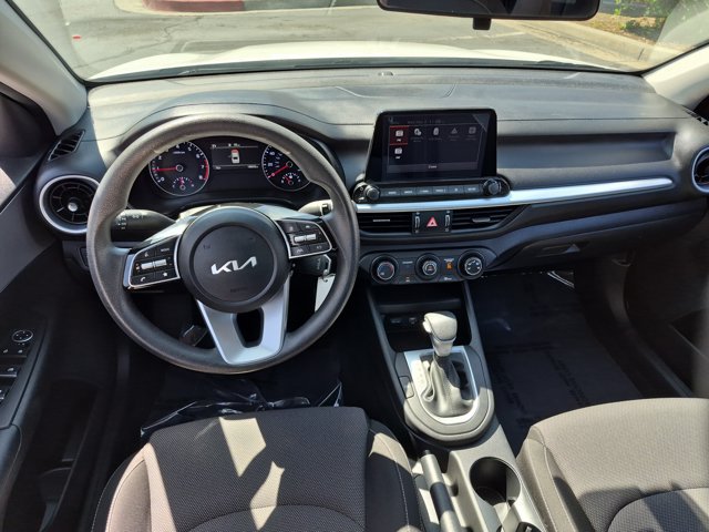 Used 2023 Kia Forte LXS w/ LXS Technology Package FWD image 18