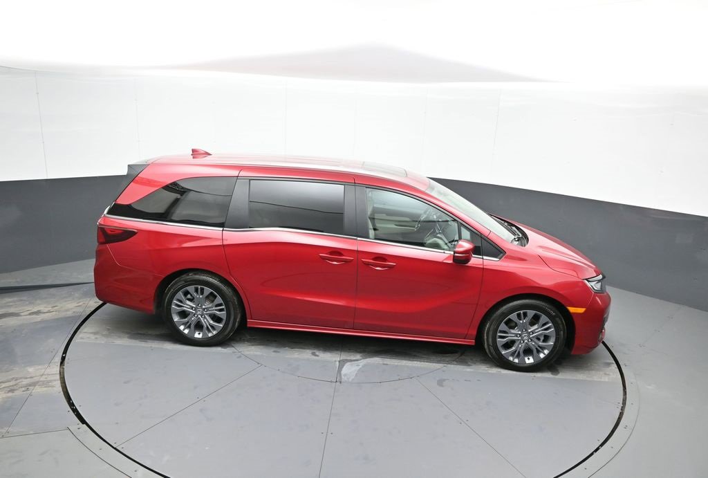 Certified 2025 Honda Odyssey Touring image 40