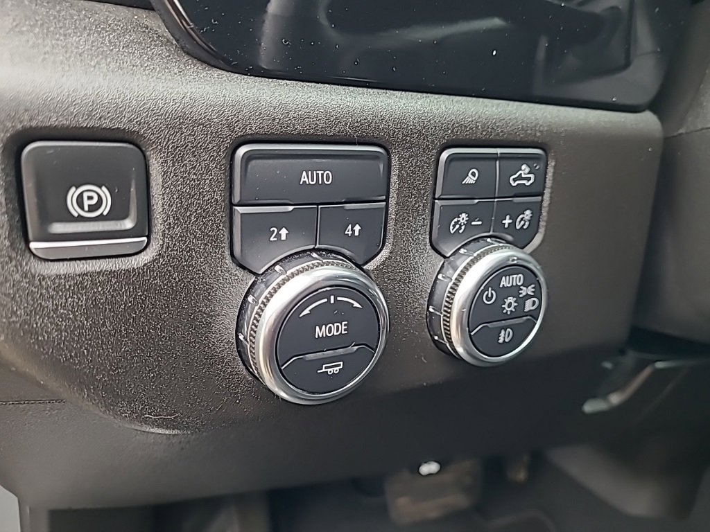 Certified 2025 GMC Sierra 1500 SLT image 25