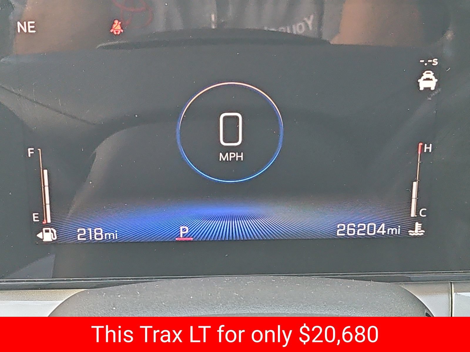 Used 2025 Chevrolet Trax LT FWD image 26