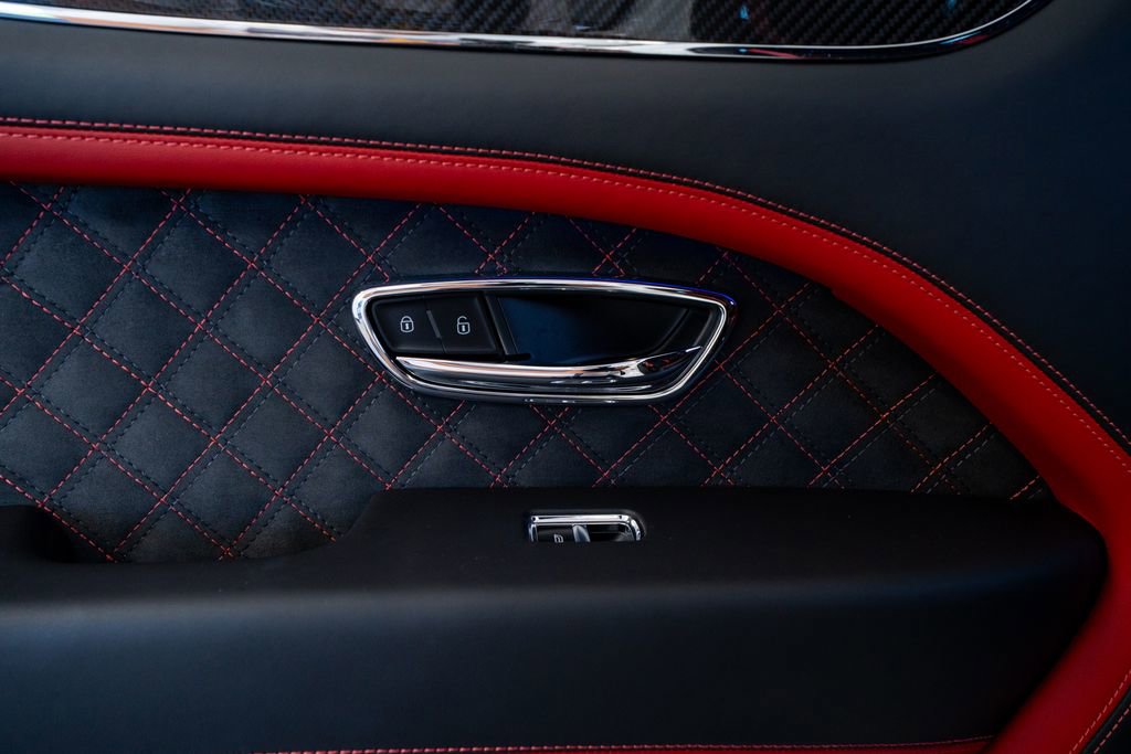 Used 2021 Bentley Bentayga Speed image 48
