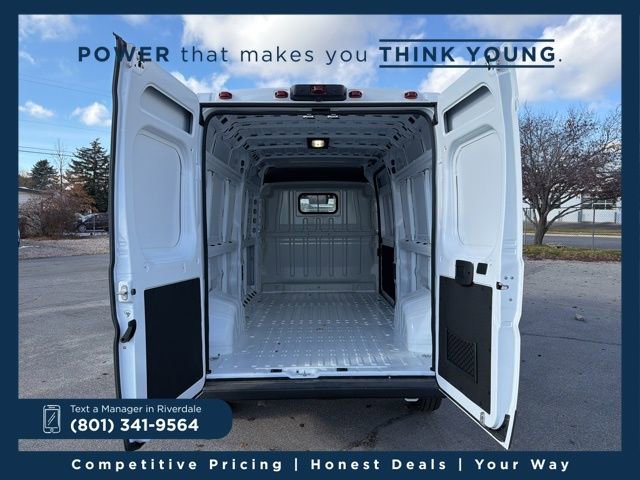 New 2026 RAM ProMaster 2500 w/ Convenience Group image 8