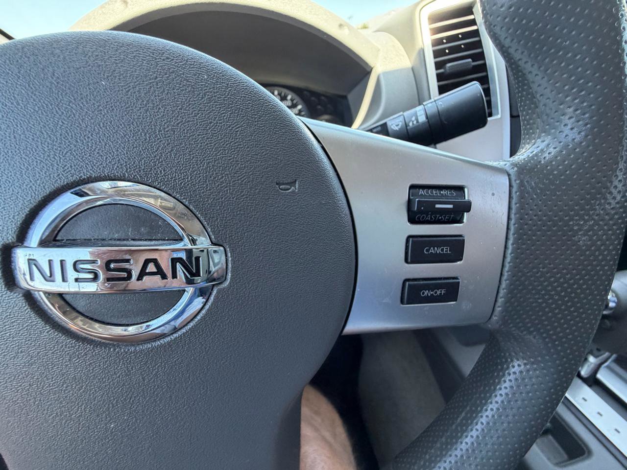 Used 2017 Nissan Frontier SV AWD/4WD image 15